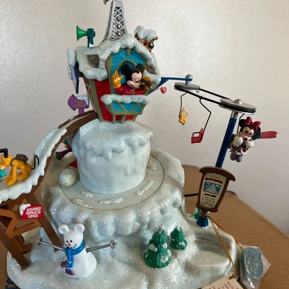 Vtg Enesco Disney 1995 Mickey's Mountain Patrol Tested Working. - Picture 2 of 5